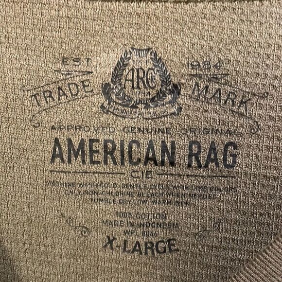 American Rag mens army green long sleeve tee shirt with black designs - Picture 6 of 8